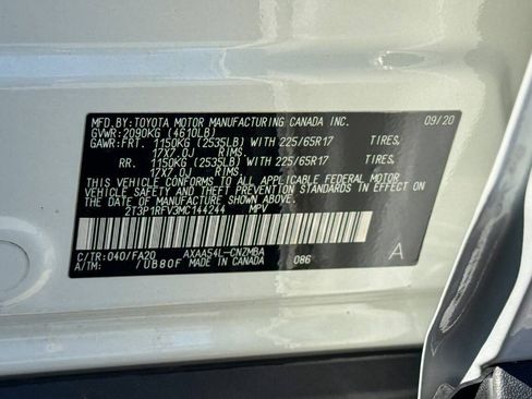 Used 2021 Toyota RAV4 XLE w/ Convenience Package AWD/4WD image 21