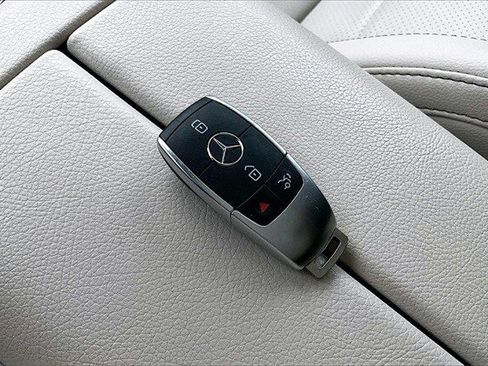 Certified 2022 Mercedes-Benz GLE 350 4MATIC image 37