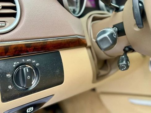 Used 2012 Mercedes-Benz GL 450 4MATIC image 27