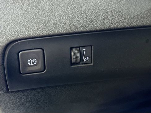 Used 2023 Buick Enclave Essence w/ Experience Buick Package FWD image 22