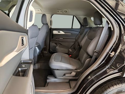 New 2026 Ford Explorer Active AWD/4WD image 12