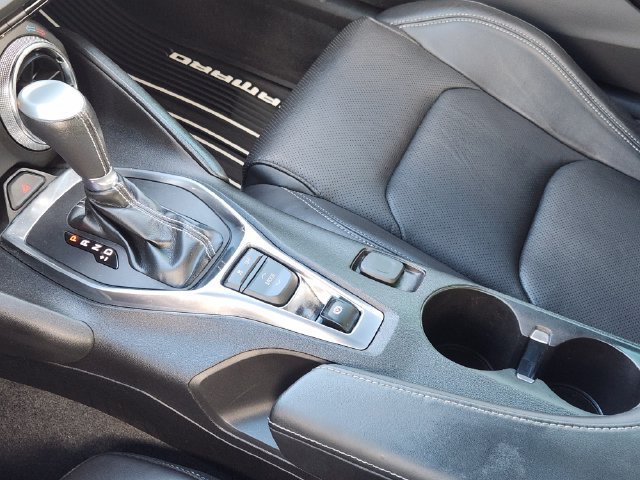 Used 2018 Chevrolet Camaro LT RWD image 23