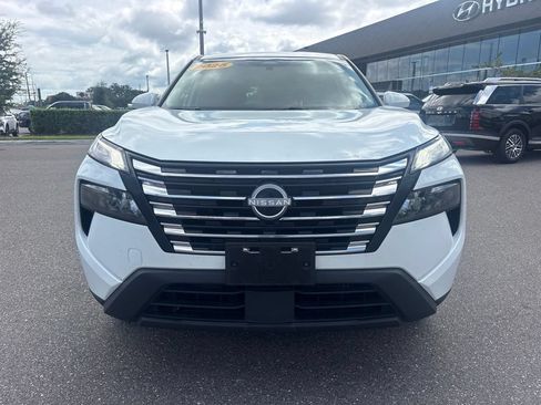Used 2025 Nissan Rogue SV FWD image 8