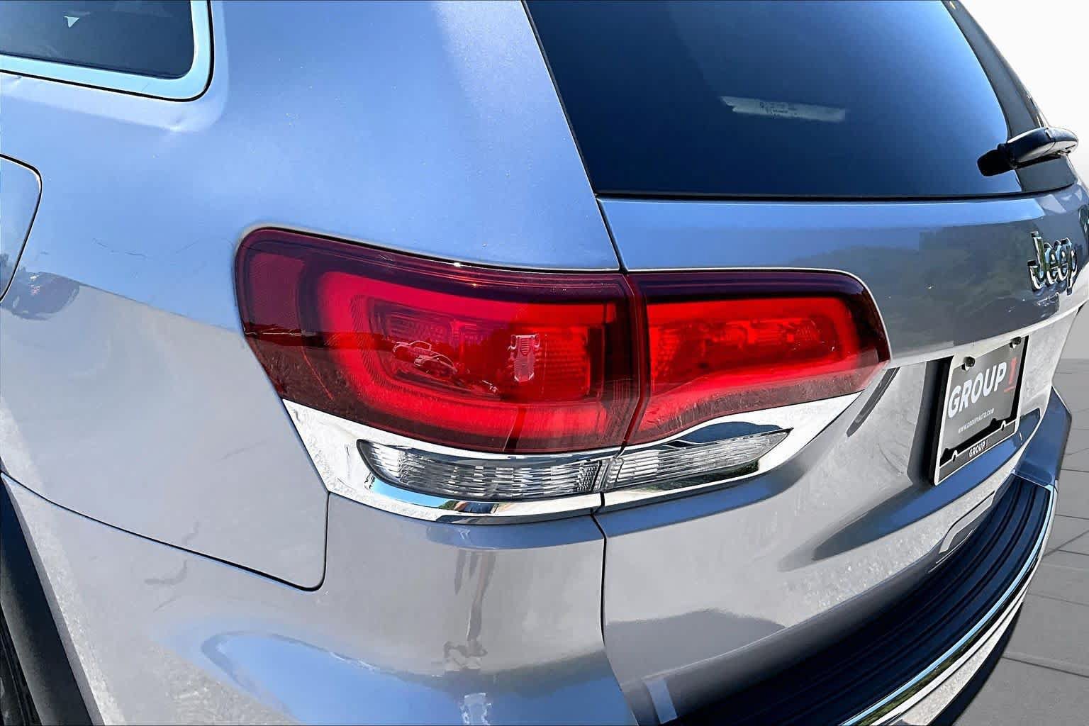 Used 2020 Jeep Grand Cherokee Limited w/ Luxury Group II RWD image 27