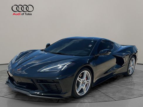 Used 2024 Chevrolet Corvette Stingray Coupe w/ 1LT RWD image 3
