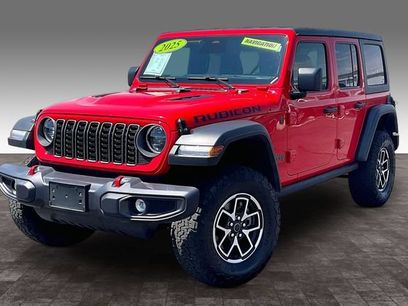 Used 2025 Jeep Wrangler Unlimited Rubicon w/ Convenience Group