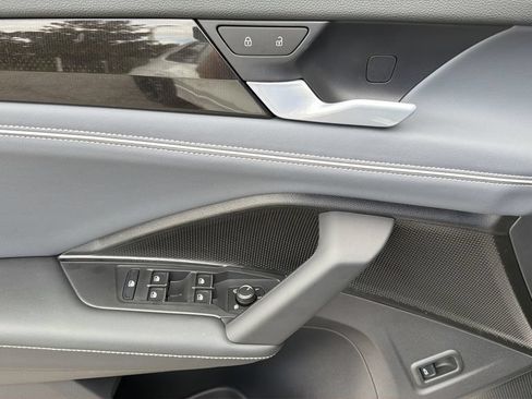 New 2026 Volkswagen Tiguan SEL R-Line AWD/4WD image 22