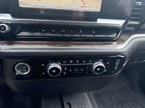 Used 2024 GMC Sierra 1500 Elevation AWD/4WD image 27