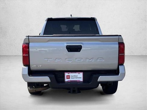 Certified 2025 Toyota Tacoma SR5 AWD/4WD image 6