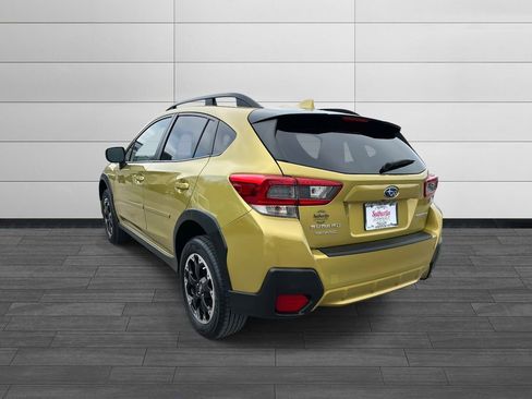 Used 2021 Subaru Crosstrek 2.0i Premium image 5