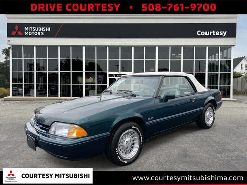 Used 1990 Ford Mustang LX image 1