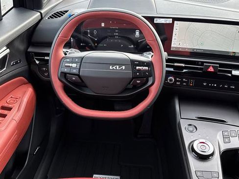 New 2026 Kia Sportage SX Prestige image 16