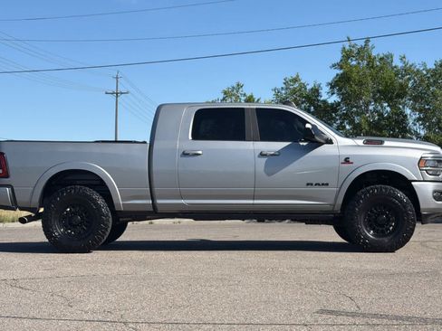 Used 2022 RAM 2500 Laramie w/ Night Edition AWD/4WD image 8
