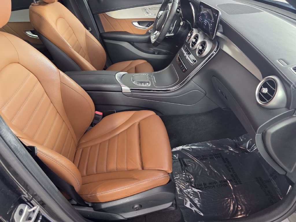 Certified 2022 Mercedes-Benz GLC 43 AMG 4MATIC image 29