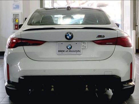 Used 2026 BMW M4 Competition w/ Executive Package RWD image 4