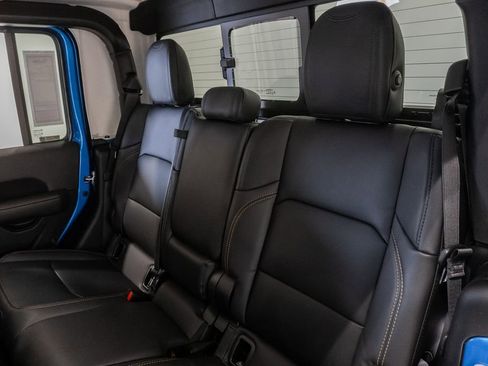 New 2026 Jeep Gladiator Sport image 19