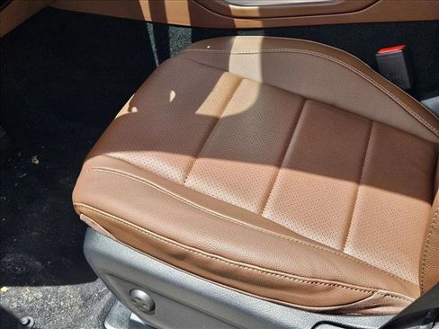 New 2026 Mercedes-Benz GLS 450 4MATIC image 4