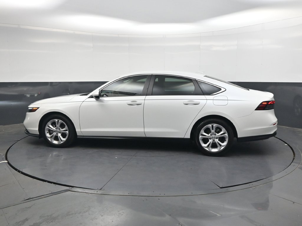 Certified 2025 Honda Accord LX image 7