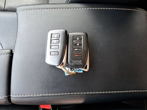 Used 2016 Lexus RX 350 FWD w/ Premium Package image 39