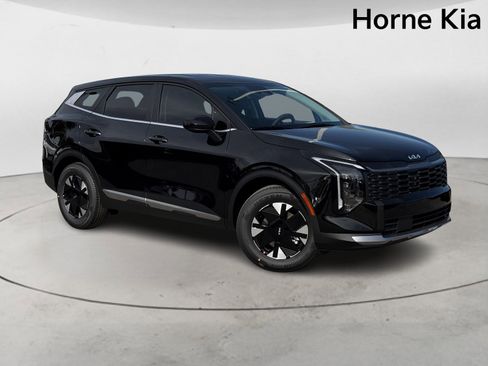 New 2026 Kia Sportage LX FWD image 3