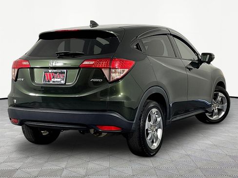 Used 2017 Honda HR-V EX image 6