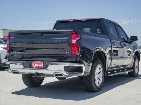 Used 2022 Chevrolet Silverado 1500 LT AWD/4WD image 7