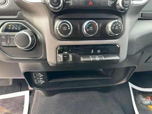 Used 2024 RAM 2500 Big Horn image 20