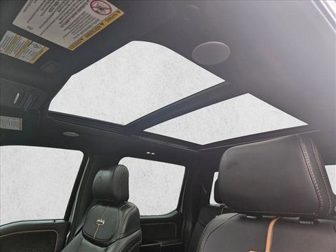 Used 2024 Ford F250 Platinum w/ FX4 Off-Road Package image 16