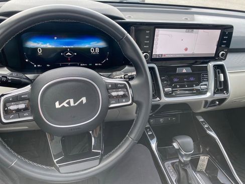 Used 2023 Kia Sorento SX AWD/4WD image 29