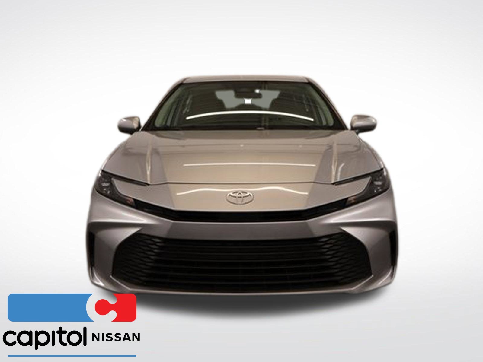 Used 2025 Toyota Camry LE FWD image 6
