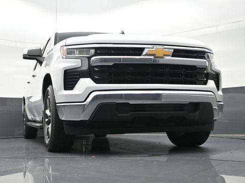 Used 2024 Chevrolet Silverado 1500 LT RWD image 29