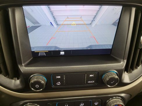 Certified 2022 Chevrolet Colorado Z71 w/ Safety Package AWD/4WD image 14