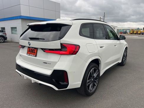 Used 2023 BMW X1 xDrive28i w/ Premium Package AWD/4WD image 6