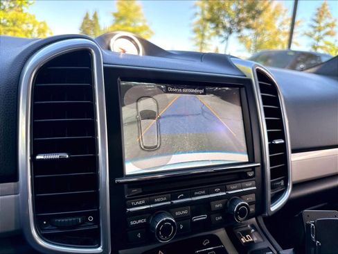 Used 2014 Porsche Cayenne GTS AWD/4WD image 21