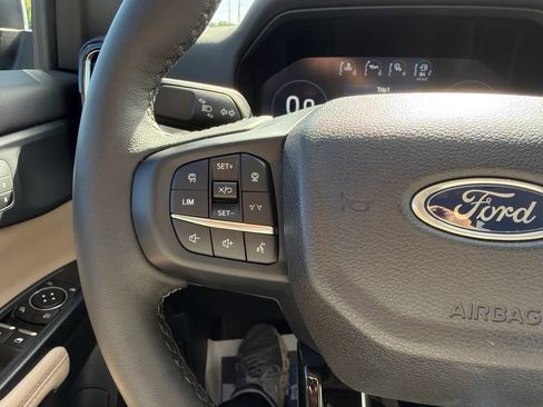 Used 2024 Ford Ranger Lariat w/ Advanced Towing Package AWD/4WD image 39