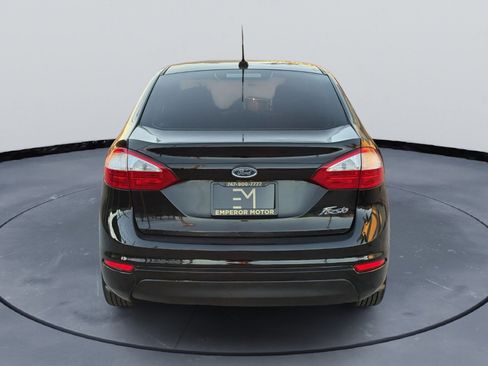 Used 2017 Ford Fiesta SE image 6