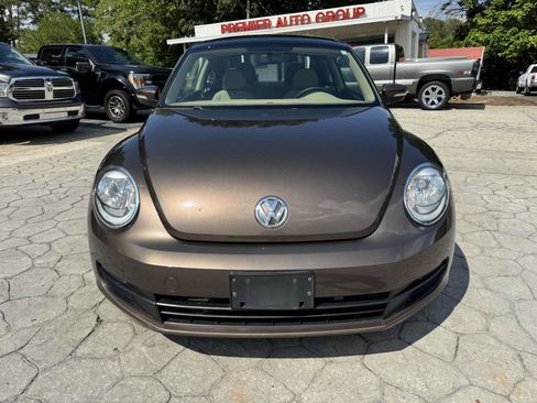 Used 2015 Volkswagen Beetle 1.8T FWD image 18