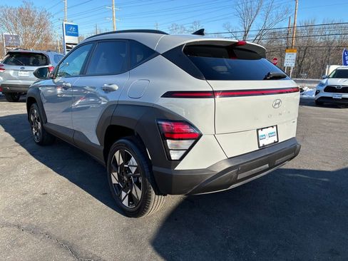 Used 2024 Hyundai Kona SEL image 5