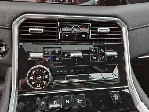 New 2026 Nissan Armada Platinum AWD/4WD image 28