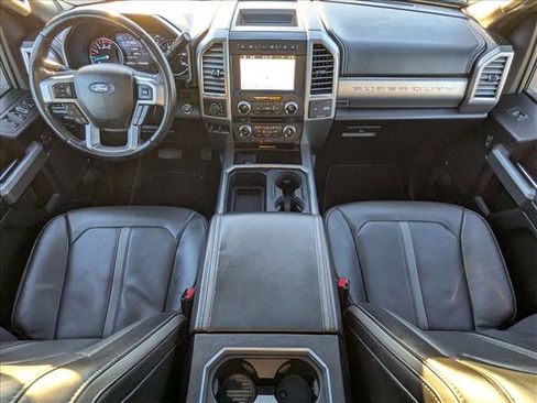 Used 2017 Ford F450 Platinum w/ Platinum Ultimate Package image 19