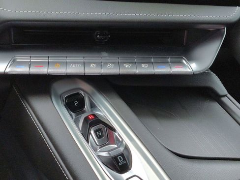 Used 2026 Chevrolet Corvette Z06 RWD image 18