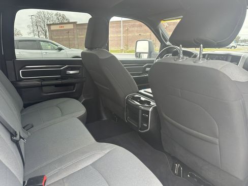 Used 2024 RAM 2500 Big Horn w/ Off Road Package image 3