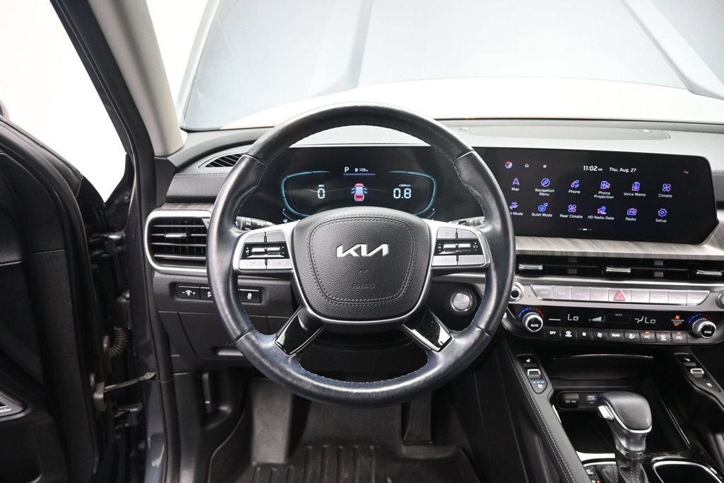 Used 2024 Kia Telluride EX w/ EX Captain's Chair Package AWD/4WD image 38