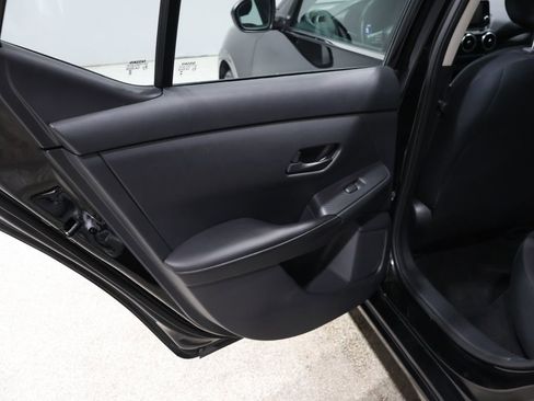 Used 2024 Nissan Sentra S image 18