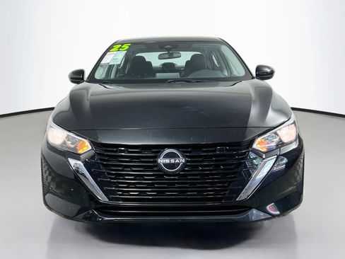 Used 2025 Nissan Sentra SV FWD image 11