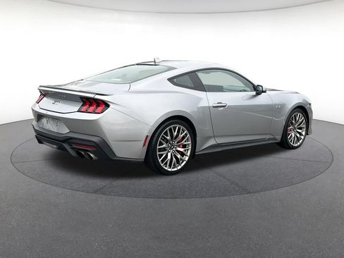 Used 2024 Ford Mustang GT Premium RWD image 6