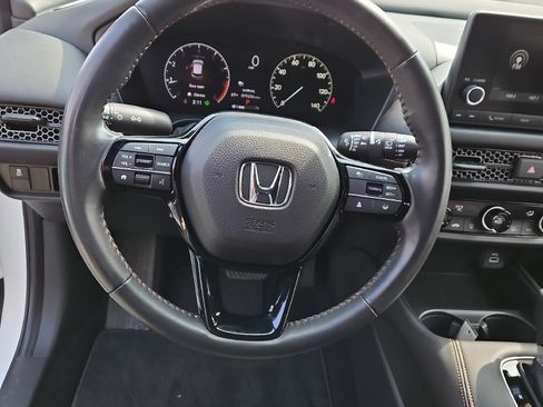 Used 2024 Honda HR-V Sport image 15
