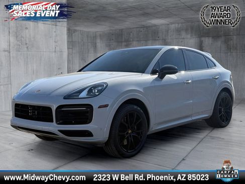 Used 2022 Porsche Cayenne S Platinum AWD/4WD image 1