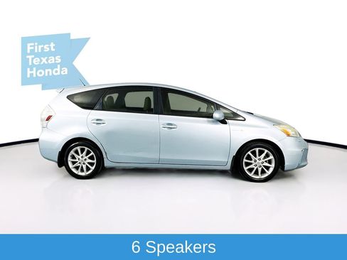 Used 2014 Toyota Prius V Five image 8
