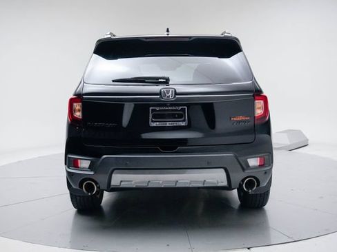 Certified 2023 Honda Passport TrailSport image 9